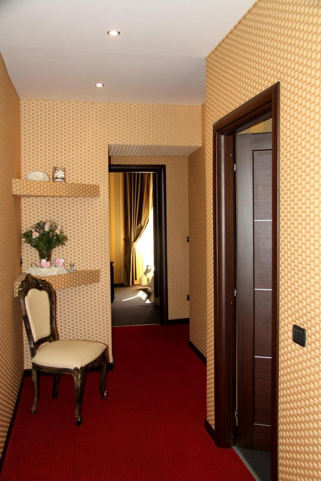 Affittacamere Domus Romantica 3*